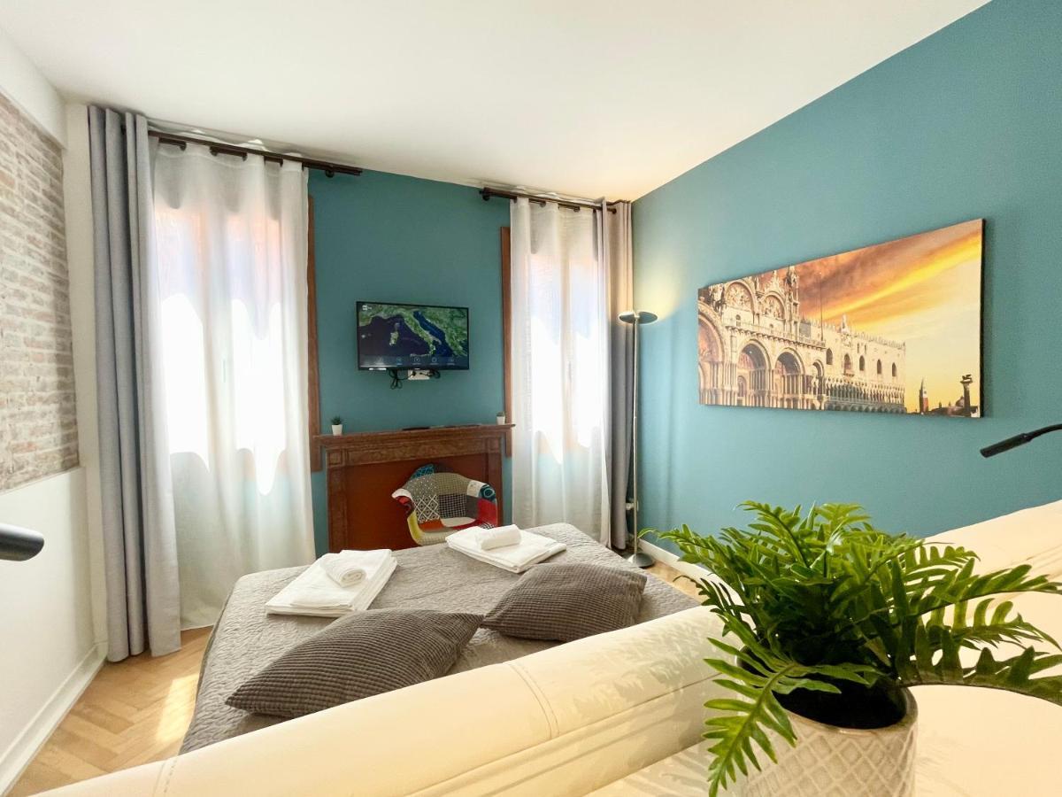 San Marco Luxury Apartments Steps From St Marks Velence Kültér fotó